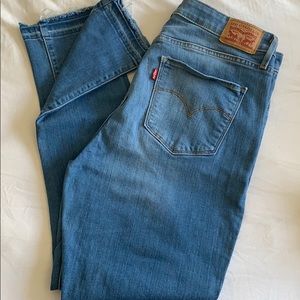 Women’s Levi’s 721 High Rise Skinny - Size 31